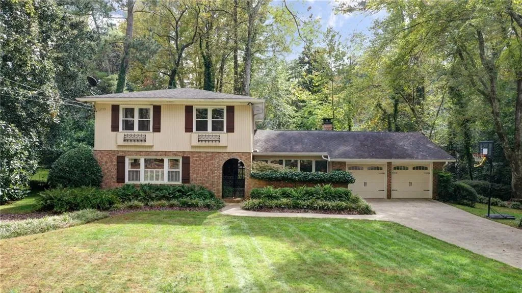 540 Tanacrest Drive, Sandy Springs, Georgia 30328, 3 Bedrooms Bedrooms, ,2 BathroomsBathrooms,Residential,Sold,540 Tanacrest Drive,6962905