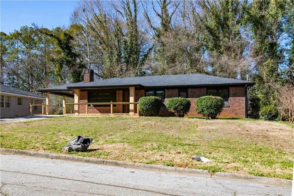 228 W Simon Terrace Nw, Atlanta, Georgia 30318, 3 Bedrooms Bedrooms, ,2 BathroomsBathrooms,Residential,For Sale,228 W Simon Terrace Nw,7590065