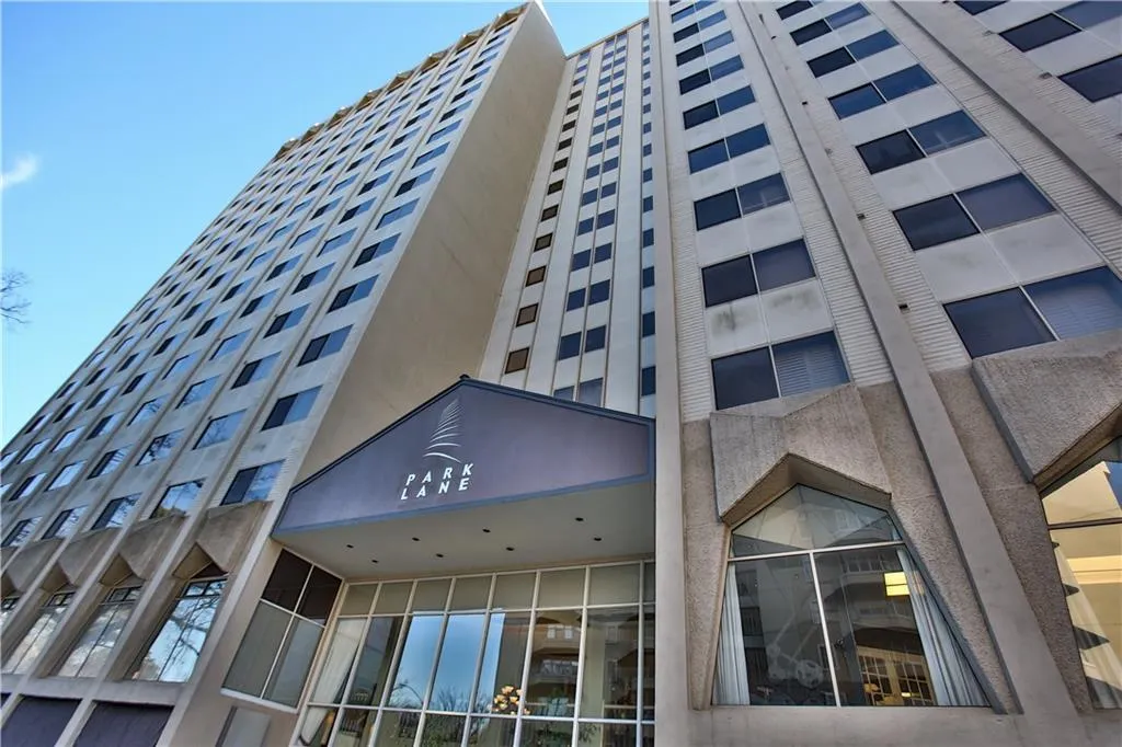 2479 Peachtree Road Ne Unit 908, Atlanta, Georgia 30305, 1 Bedroom Bedrooms, ,1 BathroomBathrooms,Residential,Sold,2479 Peachtree Road Ne Unit 908,5946973