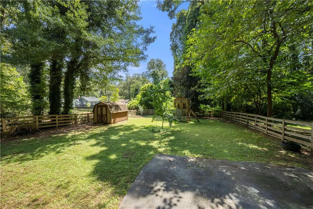 1938 Maywood Place Nw, Atlanta, Georgia 30318, 4 Bedrooms Bedrooms, ,2 BathroomsBathrooms,Residential,For Sale,1938 Maywood Place Nw,7640703