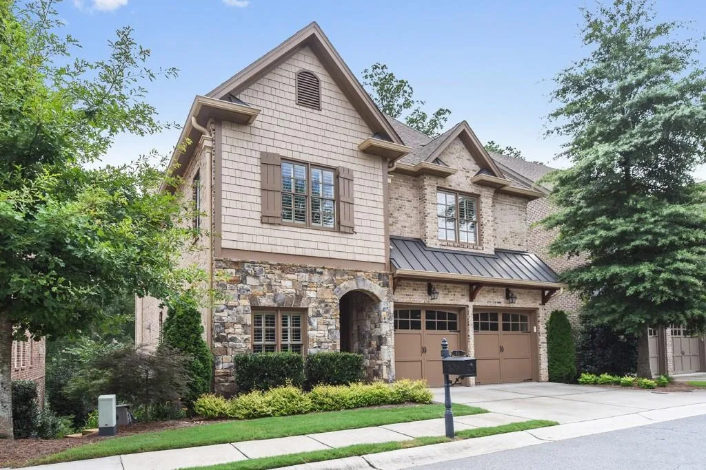 34 High Top Circle, Sandy Springs, Georgia 30328, 6 Bedrooms Bedrooms, ,6 BathroomsBathrooms,Residential,Sold,34 High Top Circle,5893658