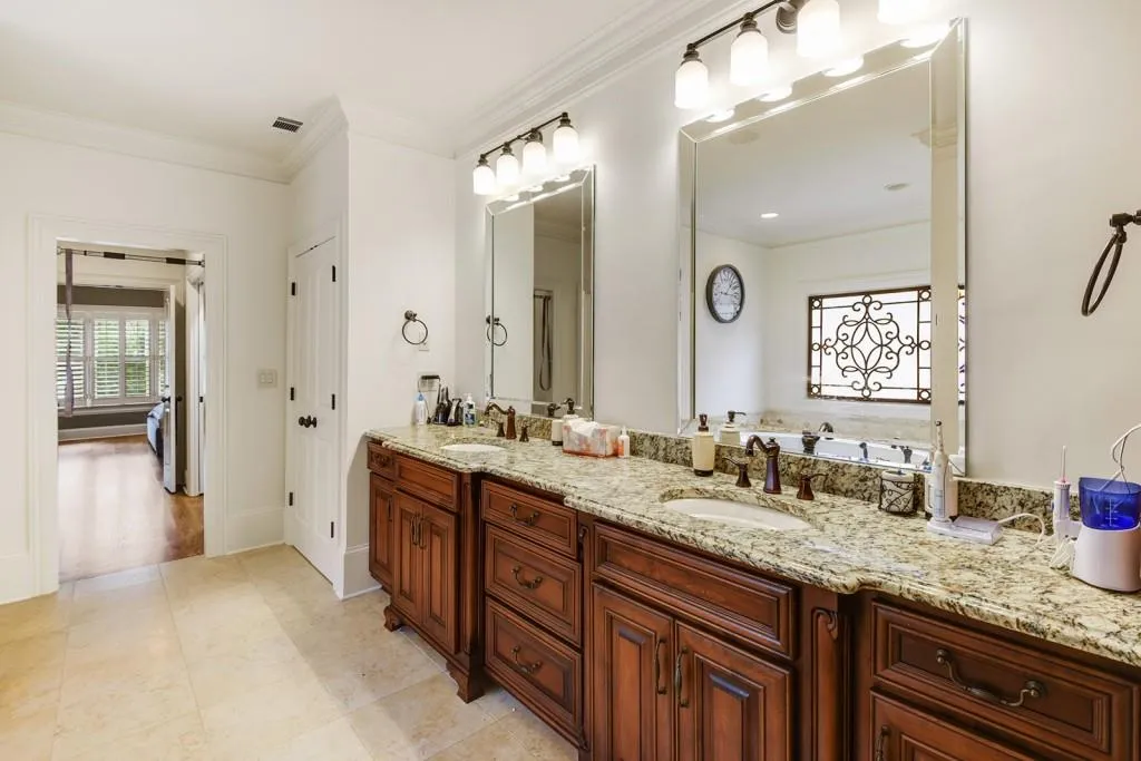 34 High Top Circle, Sandy Springs, Georgia 30328, 6 Bedrooms Bedrooms, ,6 BathroomsBathrooms,Residential,Sold,34 High Top Circle,5893658