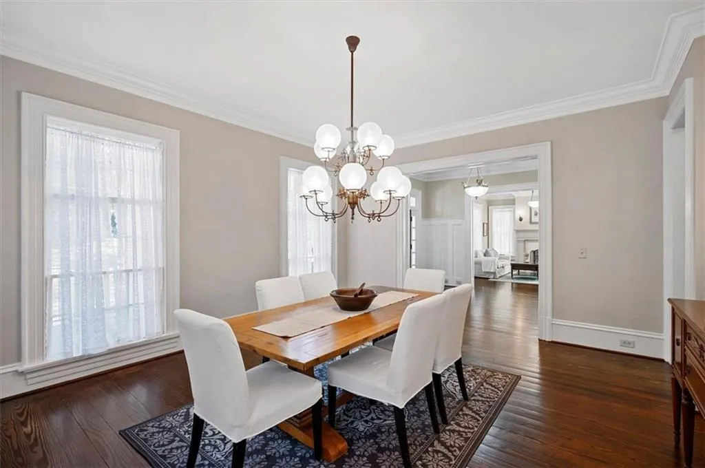 990 The 16th Fairway, Sandy Springs, Georgia 30350, 7 Bedrooms Bedrooms, ,6 BathroomsBathrooms,Residential,Sold,990 The 16th Fairway,6963820