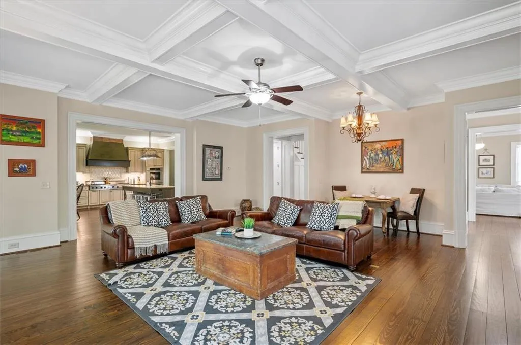 990 The 16th Fairway, Sandy Springs, Georgia 30350, 7 Bedrooms Bedrooms, ,6 BathroomsBathrooms,Residential,Sold,990 The 16th Fairway,6963820