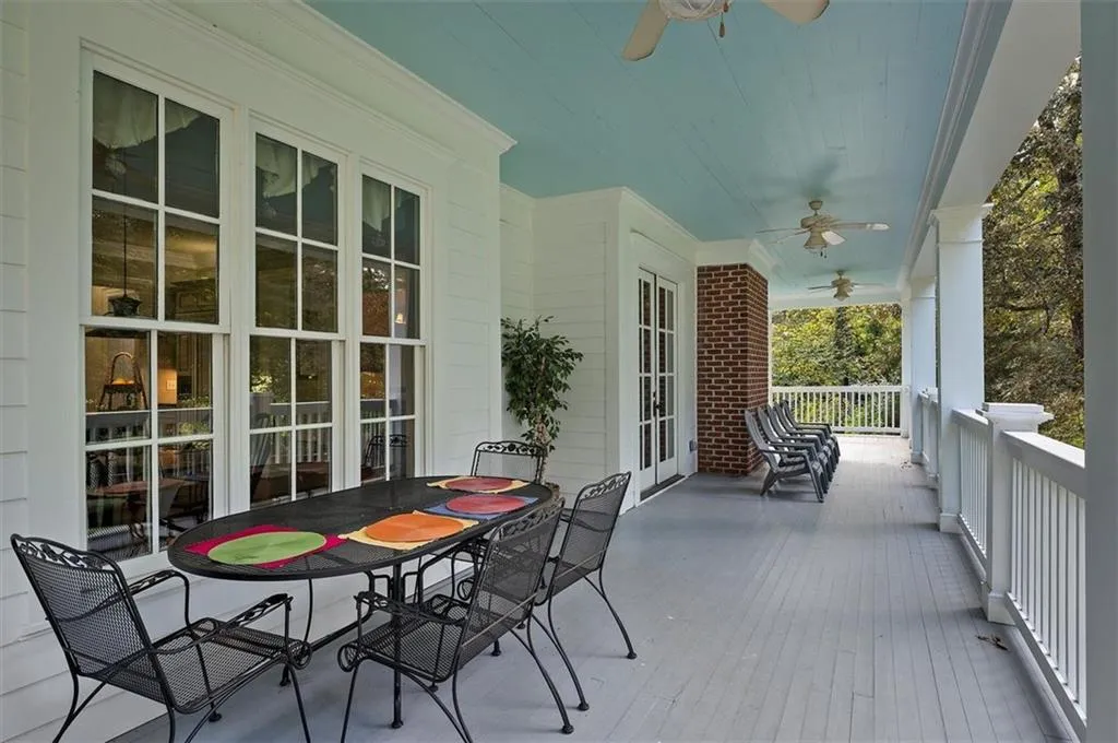 990 The 16th Fairway, Sandy Springs, Georgia 30350, 7 Bedrooms Bedrooms, ,6 BathroomsBathrooms,Residential,Sold,990 The 16th Fairway,6963820