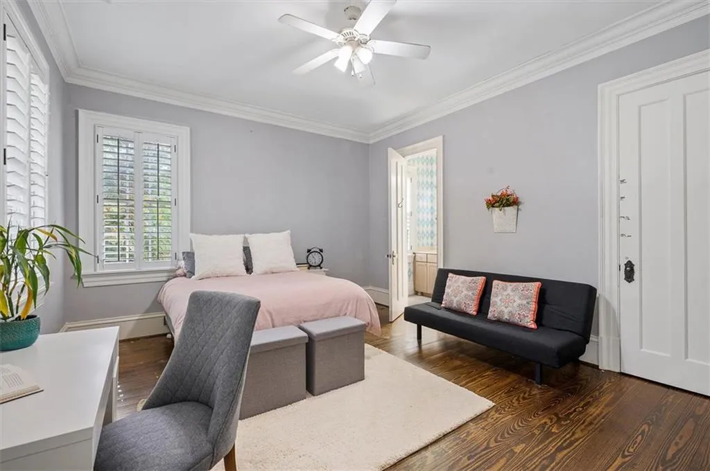 990 The 16th Fairway, Sandy Springs, Georgia 30350, 7 Bedrooms Bedrooms, ,6 BathroomsBathrooms,Residential,Sold,990 The 16th Fairway,6963820