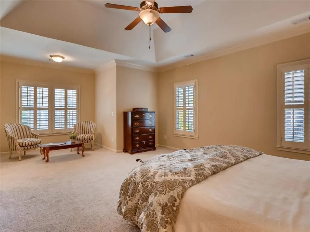 465 Glenmanor Court, Sandy Springs, Georgia 30328, 4 Bedrooms Bedrooms, ,3 BathroomsBathrooms,Residential,Sold,465 Glenmanor Court,6065528