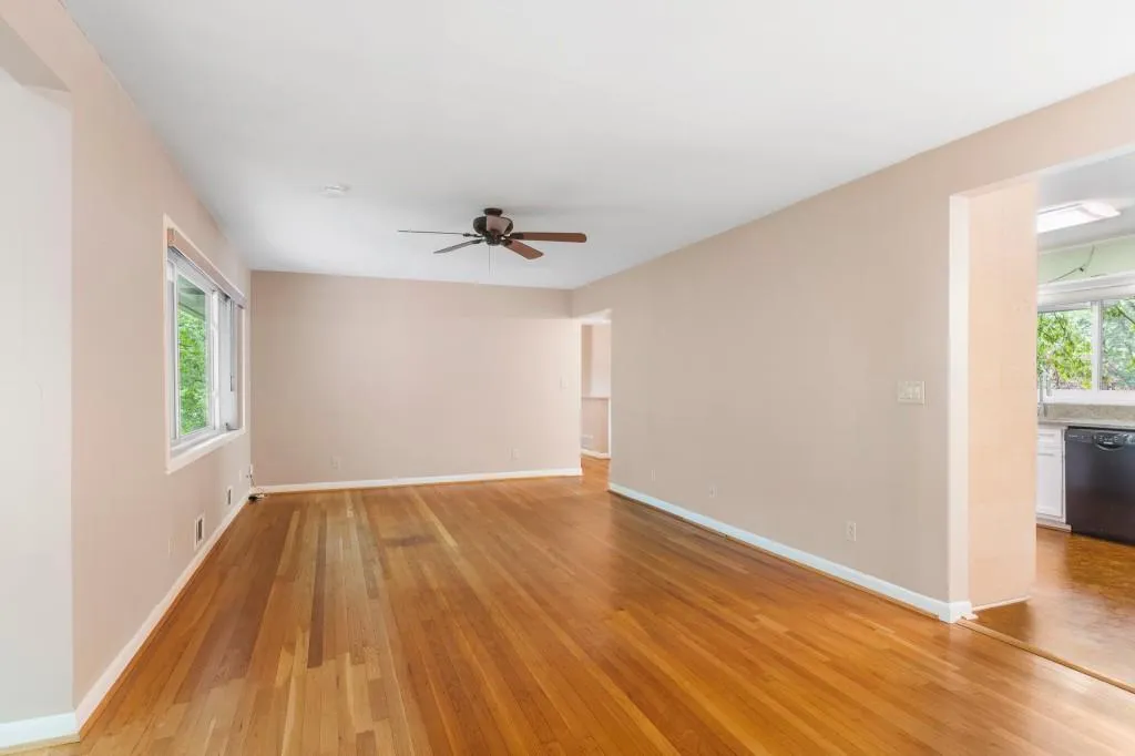 6029 Kayron Drive, Sandy Springs, Georgia 30328, 3 Bedrooms Bedrooms, ,2 BathroomsBathrooms,Residential,Sold,6029 Kayron Drive,7217112