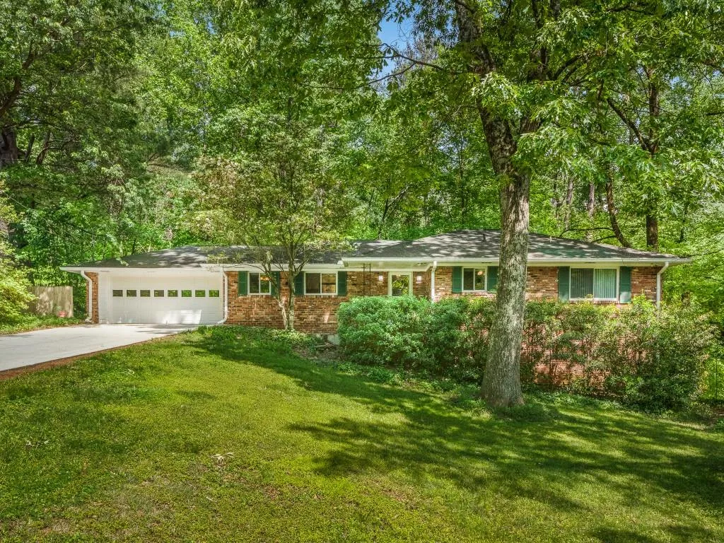 6029 Kayron Drive, Sandy Springs, Georgia 30328, 3 Bedrooms Bedrooms, ,2 BathroomsBathrooms,Residential,Sold,6029 Kayron Drive,7217112