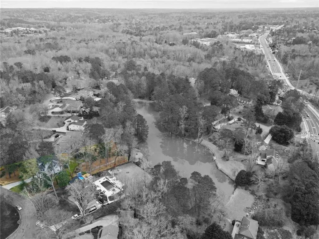 Your property goes right to the lake! Your property goes right to the lake!