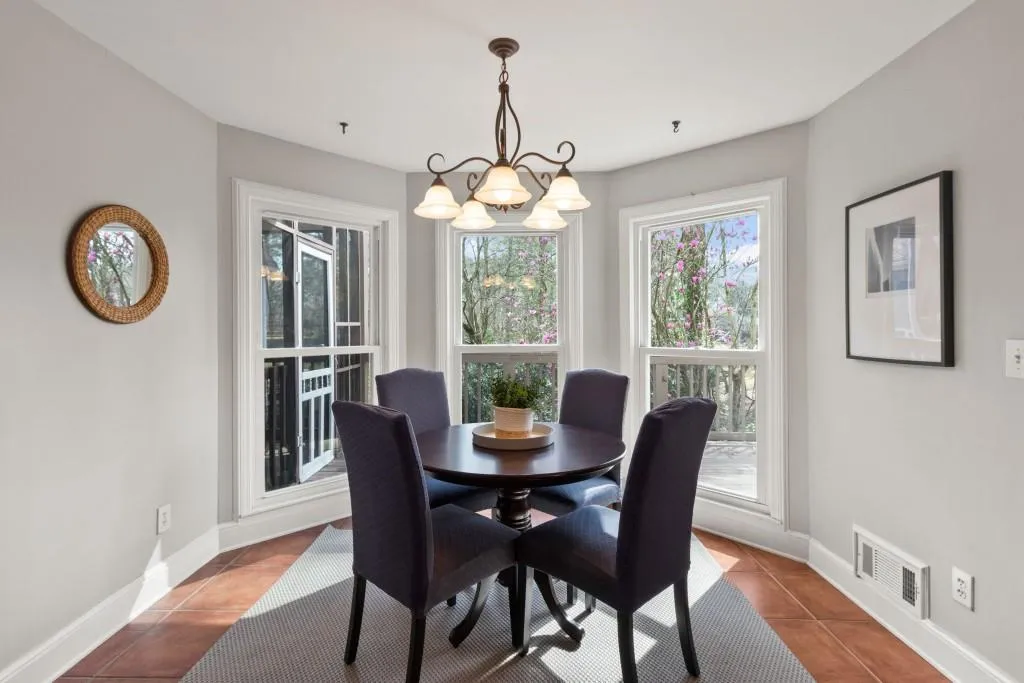 Breakfast Nook Also Overlooks Private Pond! Breakfast Nook Also Overlooks Private Pond!