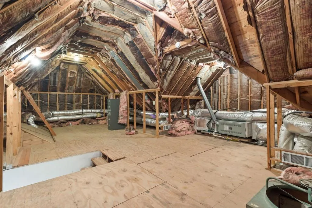 Massive Bonus Attic Perfect For Storage Or Build Out! Massive Bonus Attic Perfect For Storage Or Build Out!