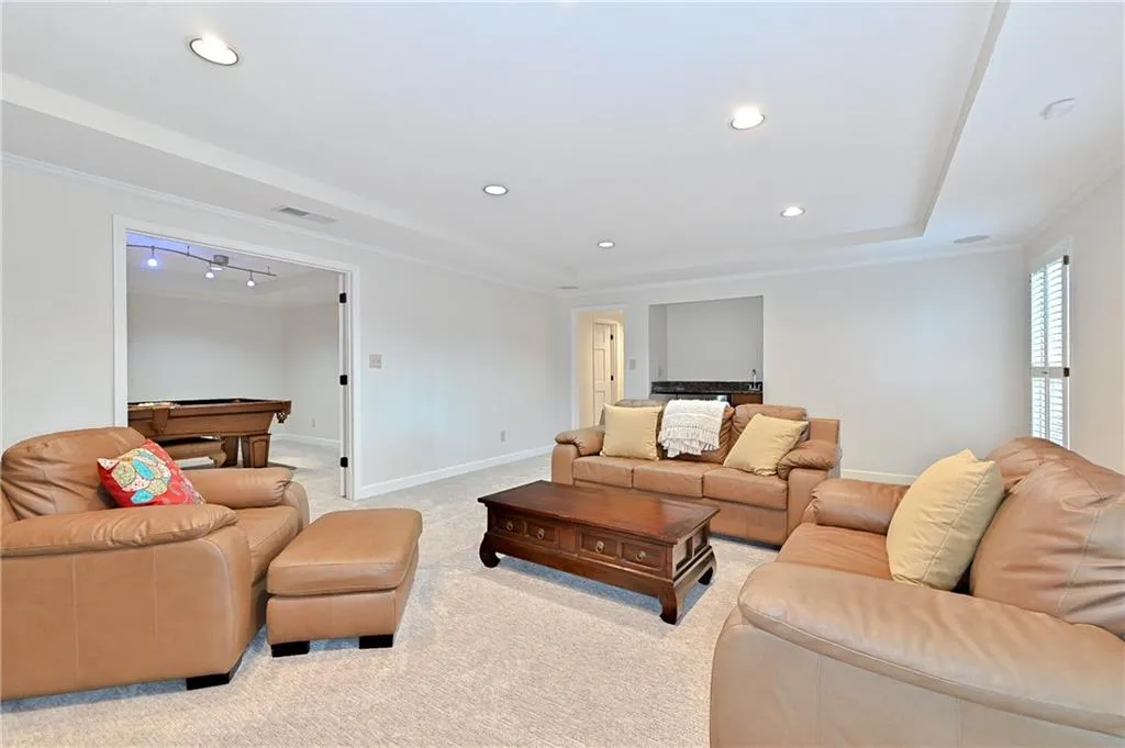 305 Cameron Ridge Drive Nw, Atlanta, Georgia 30328, 6 Bedrooms Bedrooms, ,3 BathroomsBathrooms,Residential,Sold,305 Cameron Ridge Drive Nw,6692636