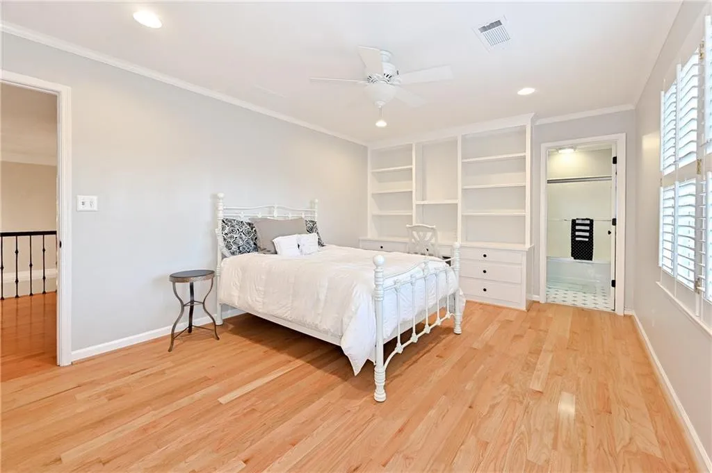 305 Cameron Ridge Drive Nw, Atlanta, Georgia 30328, 6 Bedrooms Bedrooms, ,3 BathroomsBathrooms,Residential,Sold,305 Cameron Ridge Drive Nw,6692636