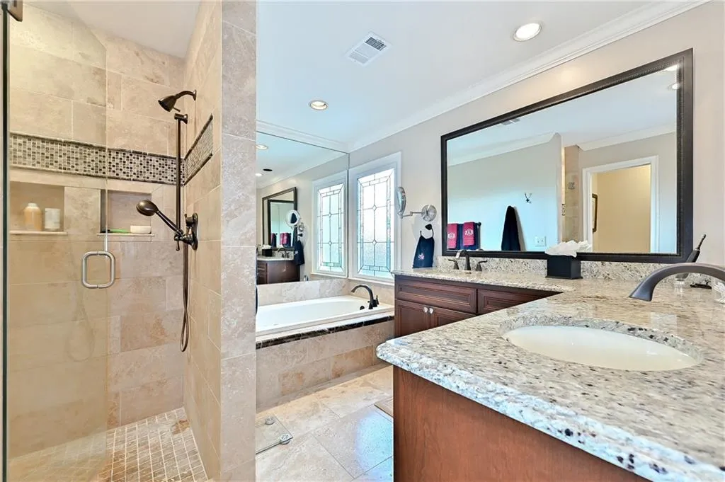 305 Cameron Ridge Drive Nw, Atlanta, Georgia 30328, 6 Bedrooms Bedrooms, ,3 BathroomsBathrooms,Residential,Sold,305 Cameron Ridge Drive Nw,6692636