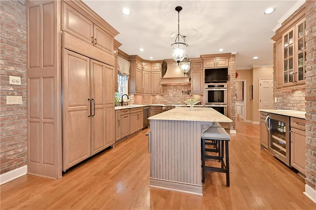 305 Cameron Ridge Drive Nw, Atlanta, Georgia 30328, 6 Bedrooms Bedrooms, ,3 BathroomsBathrooms,Residential,Sold,305 Cameron Ridge Drive Nw,6692636