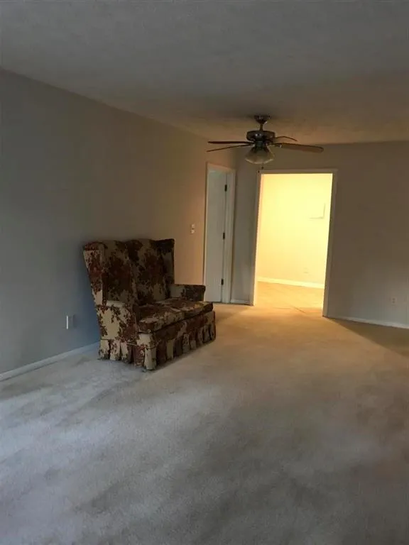 9400 Roberts Drive Unit 4b, Atlanta, Georgia 30350, 2 Bedrooms Bedrooms, ,2 BathroomsBathrooms,Residential,Sold,9400 Roberts Drive Unit 4b,5792822