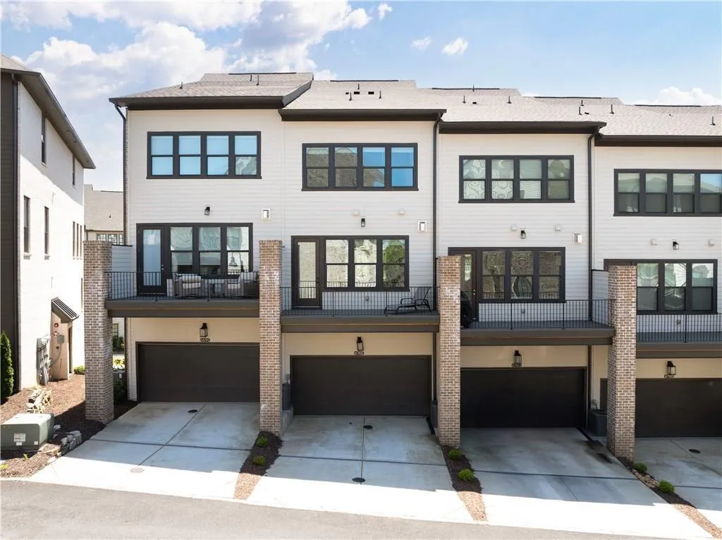6701 Prelude Drive, Atlanta, Georgia 30328, 3 Bedrooms Bedrooms, ,4 BathroomsBathrooms,Residential,For Sale,6701 Prelude Drive,7617754