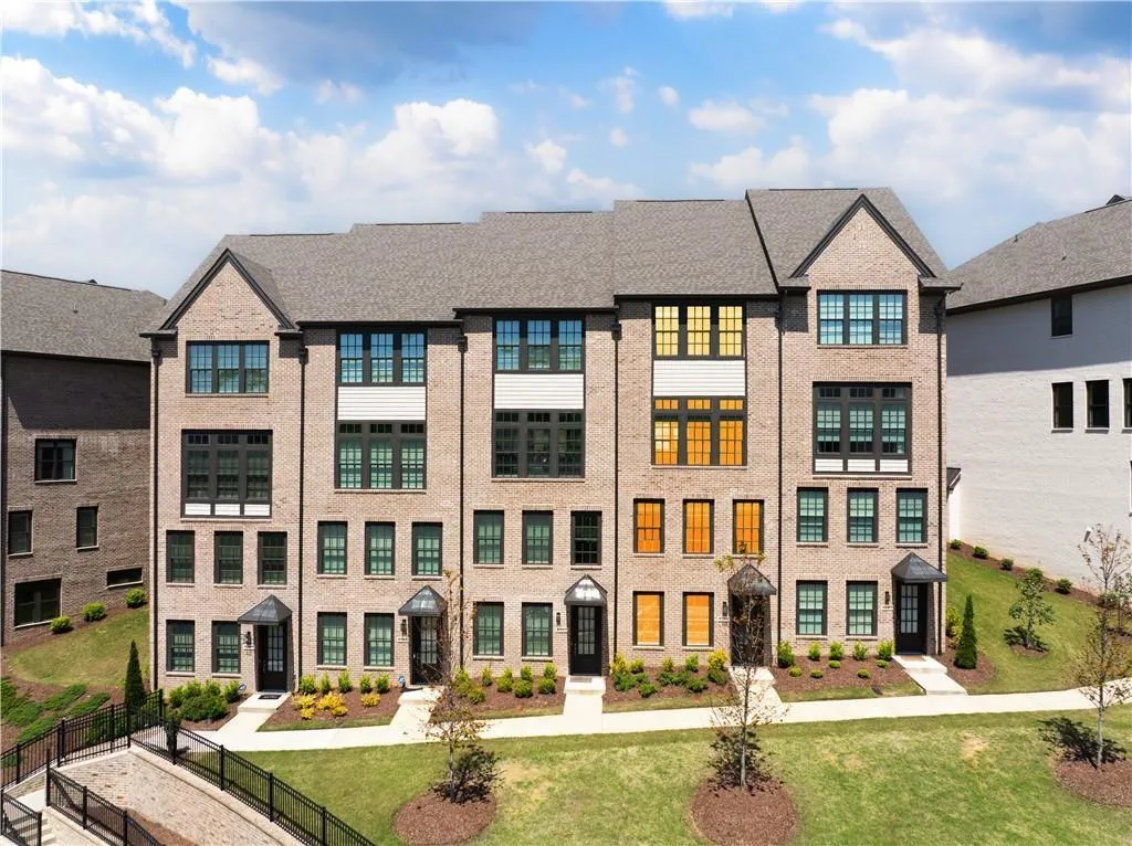 6701 Prelude Drive, Atlanta, Georgia 30328, 3 Bedrooms Bedrooms, ,4 BathroomsBathrooms,Residential,For Sale,6701 Prelude Drive,7617754