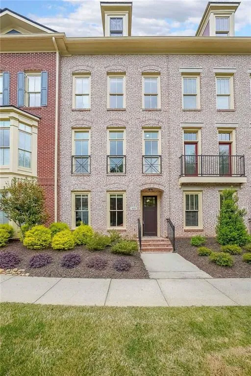 402 River Vista Drive, Atlanta, Georgia 30339, 4 Bedrooms Bedrooms, ,4 BathroomsBathrooms,Residential,Sold,402 River Vista Drive,7553545