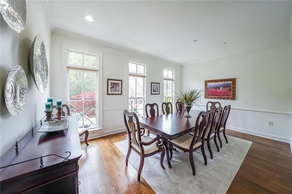 402 River Vista Drive, Atlanta, Georgia 30339, 4 Bedrooms Bedrooms, ,4 BathroomsBathrooms,Residential,Sold,402 River Vista Drive,7553545