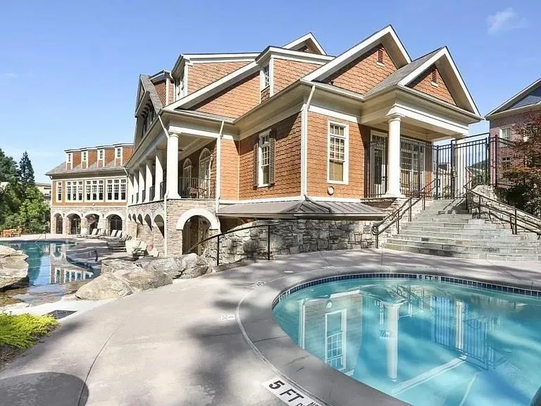 402 River Vista Drive, Atlanta, Georgia 30339, 4 Bedrooms Bedrooms, ,4 BathroomsBathrooms,Residential,Sold,402 River Vista Drive,7553545