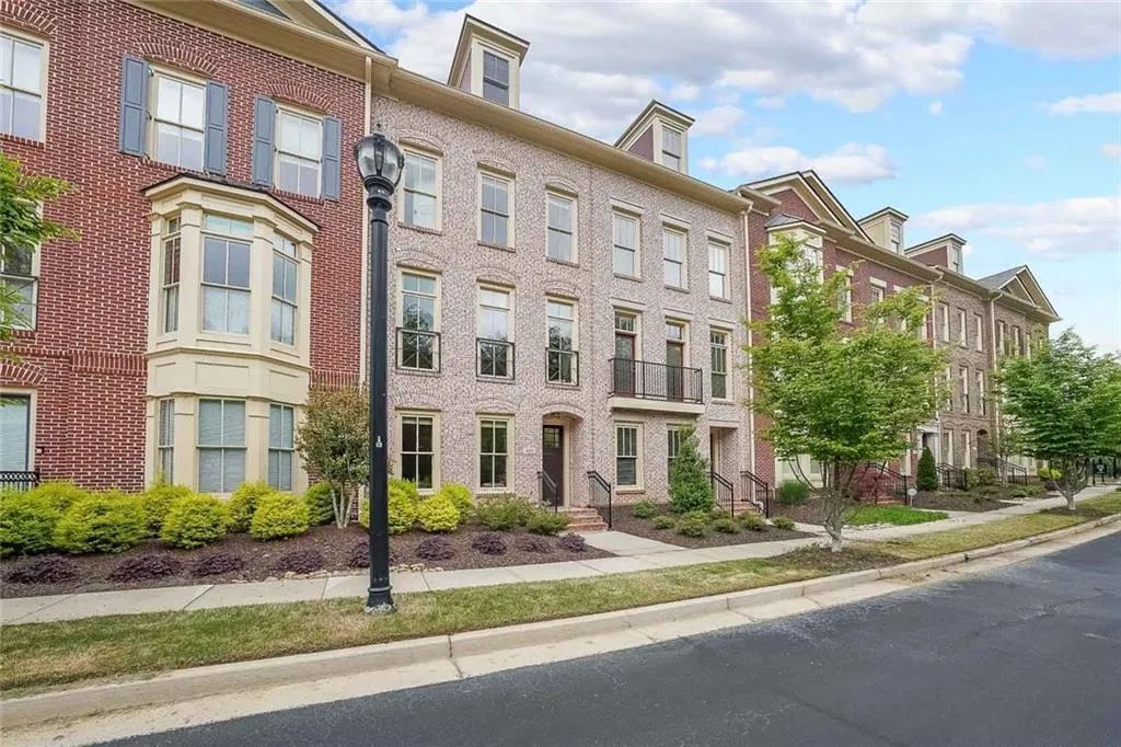 402 River Vista Drive, Atlanta, Georgia 30339, 4 Bedrooms Bedrooms, ,4 BathroomsBathrooms,Residential,Sold,402 River Vista Drive,7553545