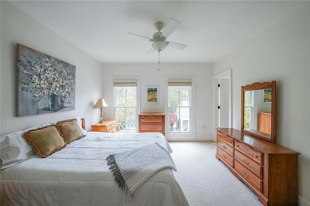 402 River Vista Drive, Atlanta, Georgia 30339, 4 Bedrooms Bedrooms, ,4 BathroomsBathrooms,Residential,Sold,402 River Vista Drive,7553545