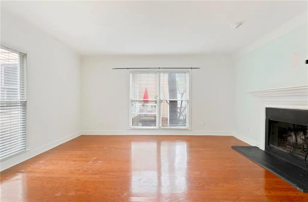 7500 Roswell Road Unit 114, Sandy Springs, Georgia 30350, 2 Bedrooms Bedrooms, ,2 BathroomsBathrooms,Residential,Sold,7500 Roswell Road Unit 114,6996875