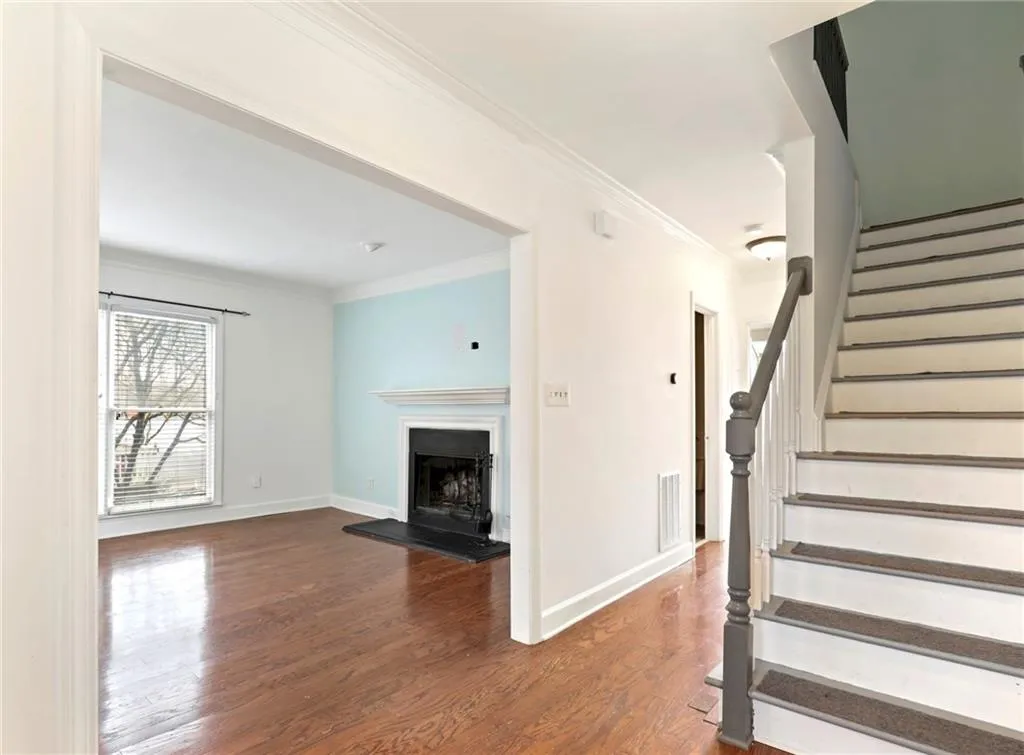 7500 Roswell Road Unit 114, Sandy Springs, Georgia 30350, 2 Bedrooms Bedrooms, ,2 BathroomsBathrooms,Residential,Sold,7500 Roswell Road Unit 114,6996875