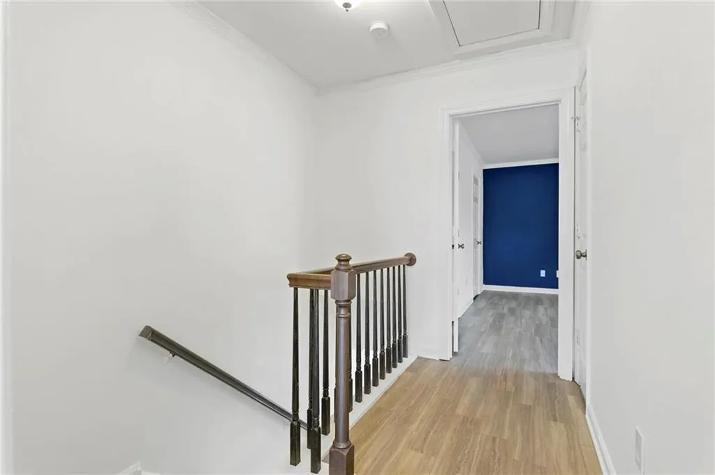 7500 Roswell Road Unit 114, Sandy Springs, Georgia 30350, 2 Bedrooms Bedrooms, ,2 BathroomsBathrooms,Residential,Sold,7500 Roswell Road Unit 114,6996875