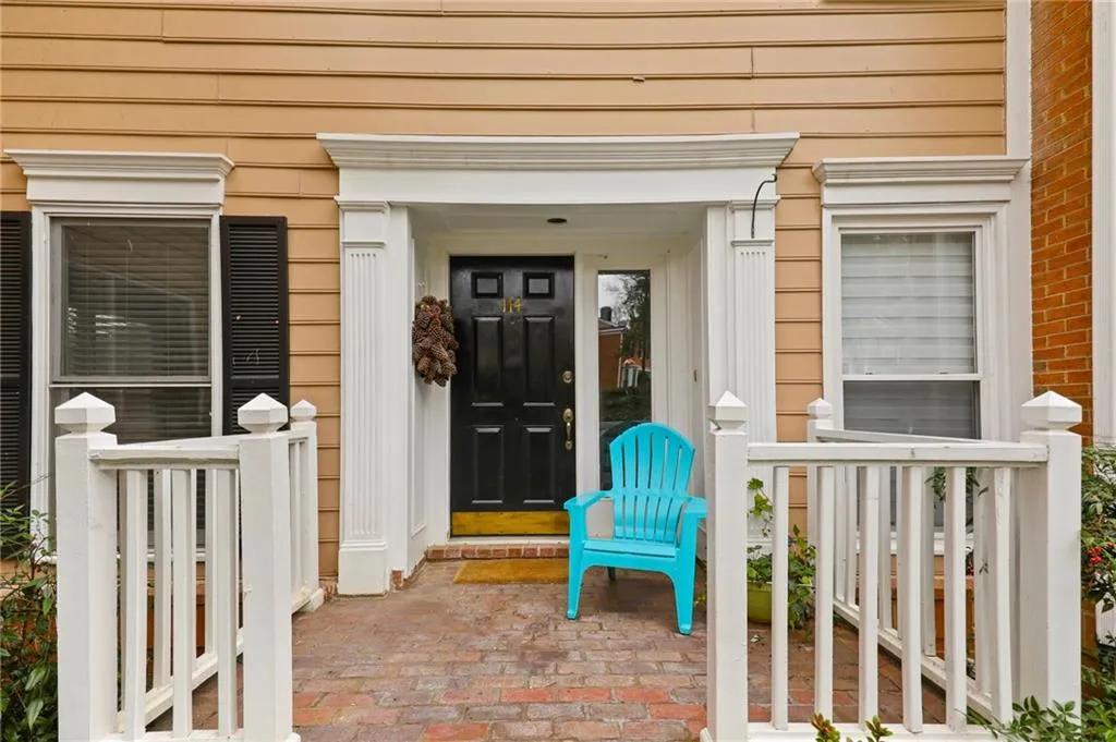 7500 Roswell Road Unit 114, Sandy Springs, Georgia 30350, 2 Bedrooms Bedrooms, ,2 BathroomsBathrooms,Residential,Sold,7500 Roswell Road Unit 114,6996875