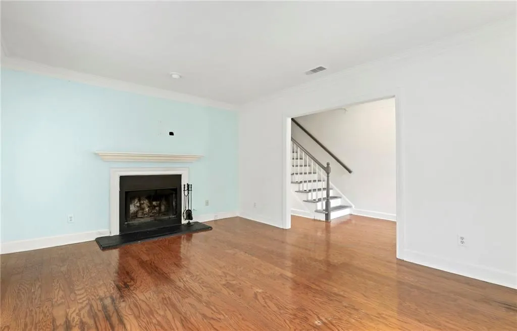 7500 Roswell Road Unit 114, Sandy Springs, Georgia 30350, 2 Bedrooms Bedrooms, ,2 BathroomsBathrooms,Residential,Sold,7500 Roswell Road Unit 114,6996875