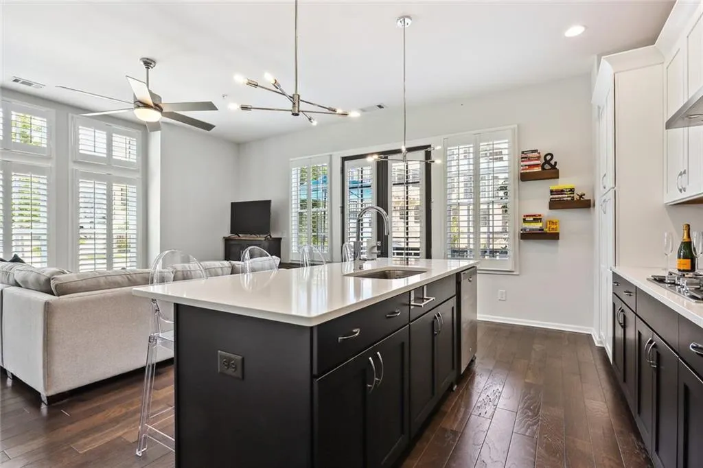 6826 Prelude Drive, Sandy Springs, Georgia 30328, 1 Bedroom Bedrooms, ,1 BathroomBathrooms,Residential,Sold,6826 Prelude Drive,7080632
