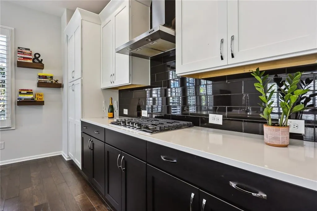 6826 Prelude Drive, Sandy Springs, Georgia 30328, 1 Bedroom Bedrooms, ,1 BathroomBathrooms,Residential,Sold,6826 Prelude Drive,7080632