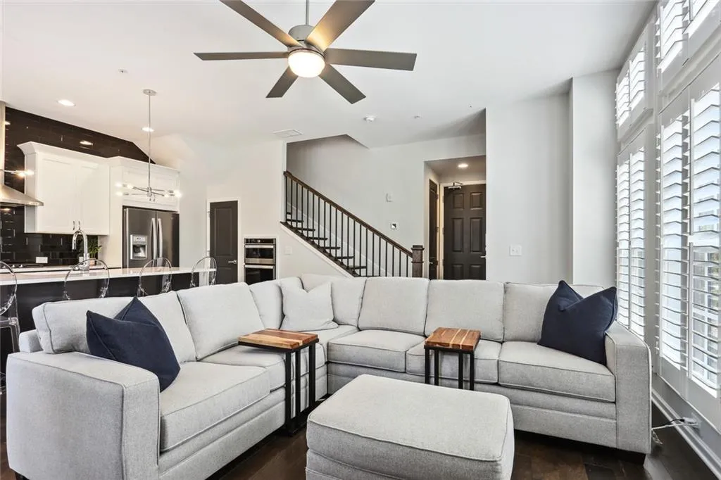 6826 Prelude Drive, Sandy Springs, Georgia 30328, 1 Bedroom Bedrooms, ,1 BathroomBathrooms,Residential,Sold,6826 Prelude Drive,7080632