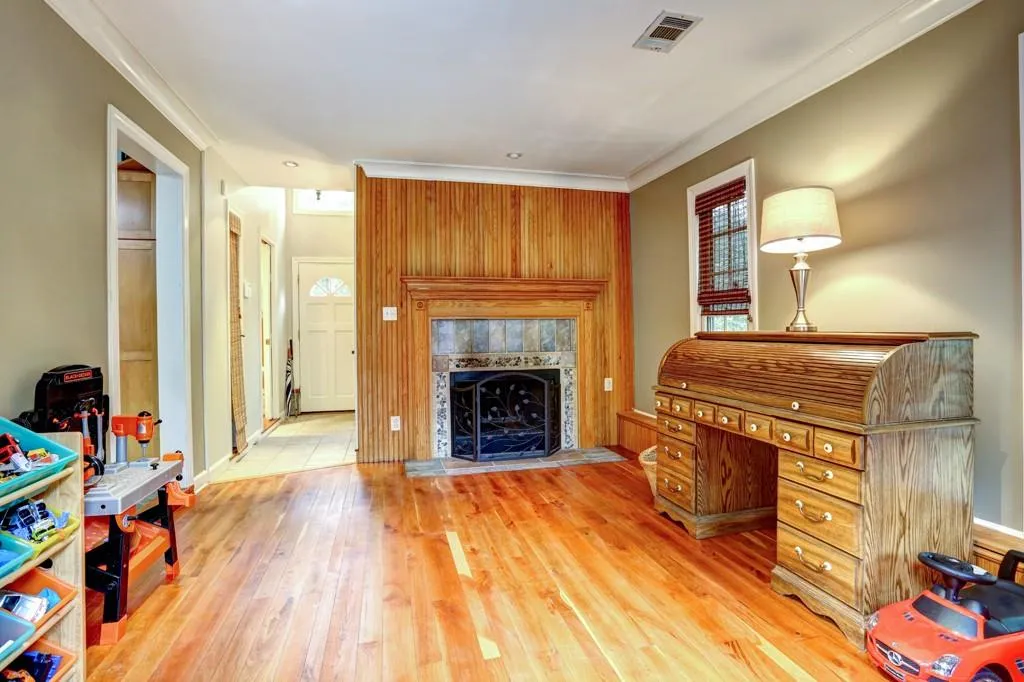 245 N Mill Road, Sandy Springs, Georgia 30328, 3 Bedrooms Bedrooms, ,2 BathroomsBathrooms,Residential,Sold,245 N Mill Road,5745073