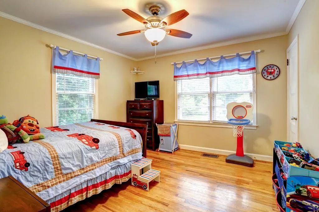 245 N Mill Road, Sandy Springs, Georgia 30328, 3 Bedrooms Bedrooms, ,2 BathroomsBathrooms,Residential,Sold,245 N Mill Road,5745073