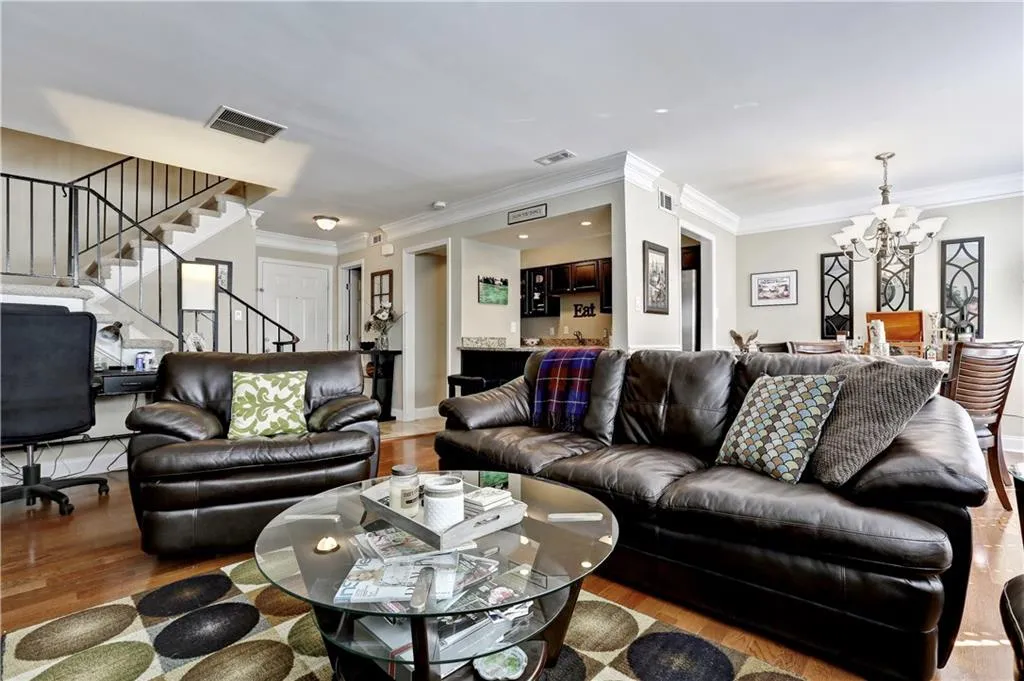 6980 Roswell Road Unit C4, Atlanta, Georgia 30328, 2 Bedrooms Bedrooms, ,2 BathroomsBathrooms,Residential,Sold,6980 Roswell Road Unit C4,5761321