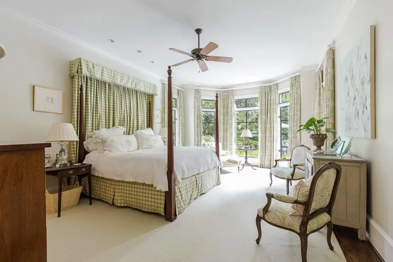 205 N Chambord Drive, Atlanta, Georgia 30327, 7 Bedrooms Bedrooms, ,8 BathroomsBathrooms,Residential,Sold,205 N Chambord Drive,6002833