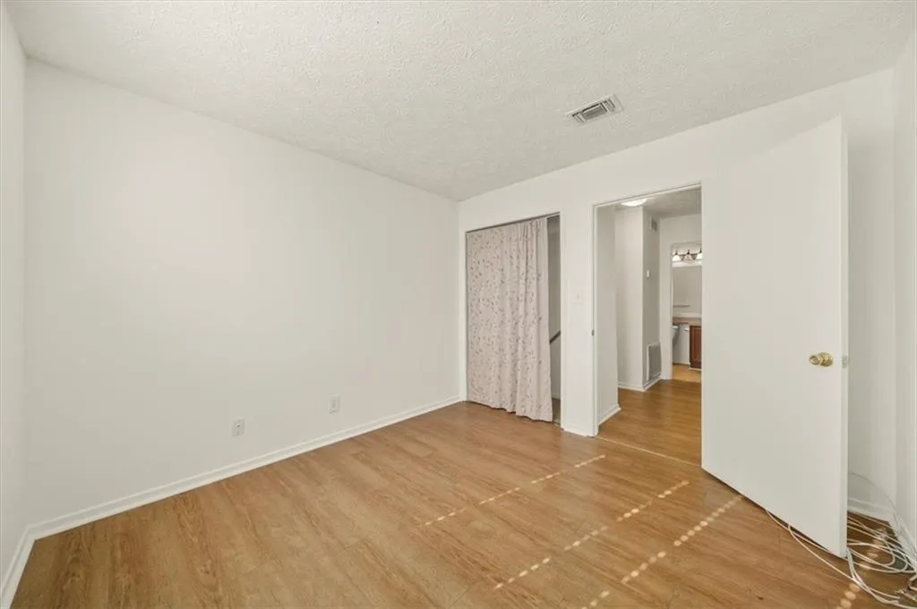 6816 Glenridge Drive Unit I, Atlanta, Georgia 30328, 2 Bedrooms Bedrooms, ,2 BathroomsBathrooms,Residential,Sold,6816 Glenridge Drive Unit I,7507154