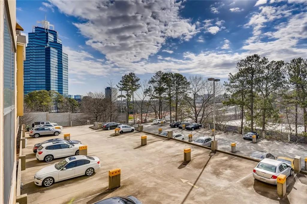 799 Hammond Drive Unit 201, Sandy Springs, Georgia 30328, 2 Bedrooms Bedrooms, ,2 BathroomsBathrooms,Residential,Sold,799 Hammond Drive Unit 201,6830665