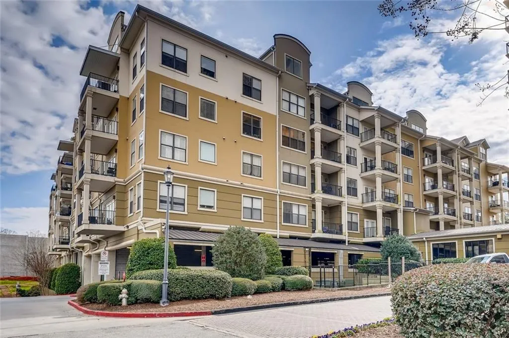 799 Hammond Drive Unit 201, Sandy Springs, Georgia 30328, 2 Bedrooms Bedrooms, ,2 BathroomsBathrooms,Residential,Sold,799 Hammond Drive Unit 201,6830665