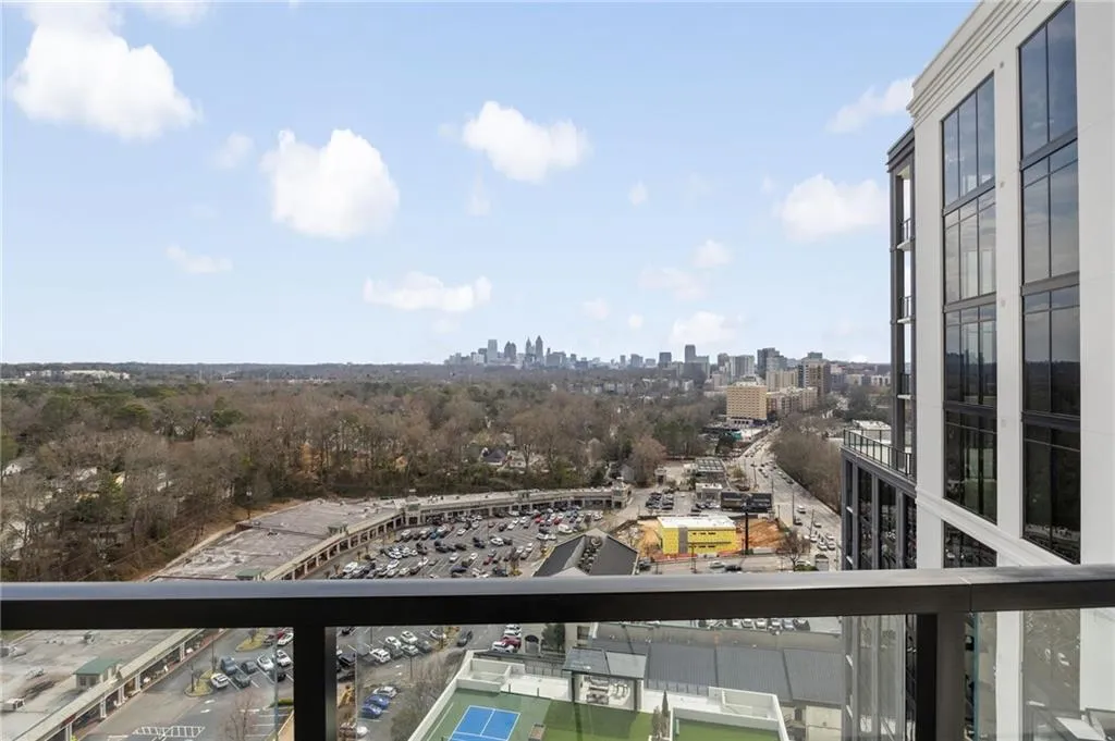 2425 Peachtree Road Ne Unit 1604, Atlanta, Georgia 30305, 2 Bedrooms Bedrooms, ,2 BathroomsBathrooms,Residential,For Sale,2425 Peachtree Road Ne Unit 1604,7642596