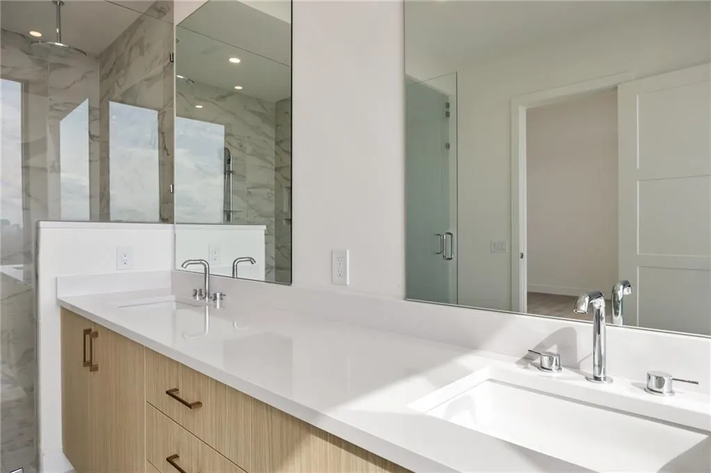 2425 Peachtree Road Ne Unit 1604, Atlanta, Georgia 30305, 2 Bedrooms Bedrooms, ,2 BathroomsBathrooms,Residential,For Sale,2425 Peachtree Road Ne Unit 1604,7642596 2425 Peachtree Road Ne Unit 1604, Atlanta, Georgia 30305, 2 Bedrooms Bedrooms, ,2 BathroomsBathrooms,Residential,For Sale,2425 Peachtree Road Ne Unit 1604,7642596