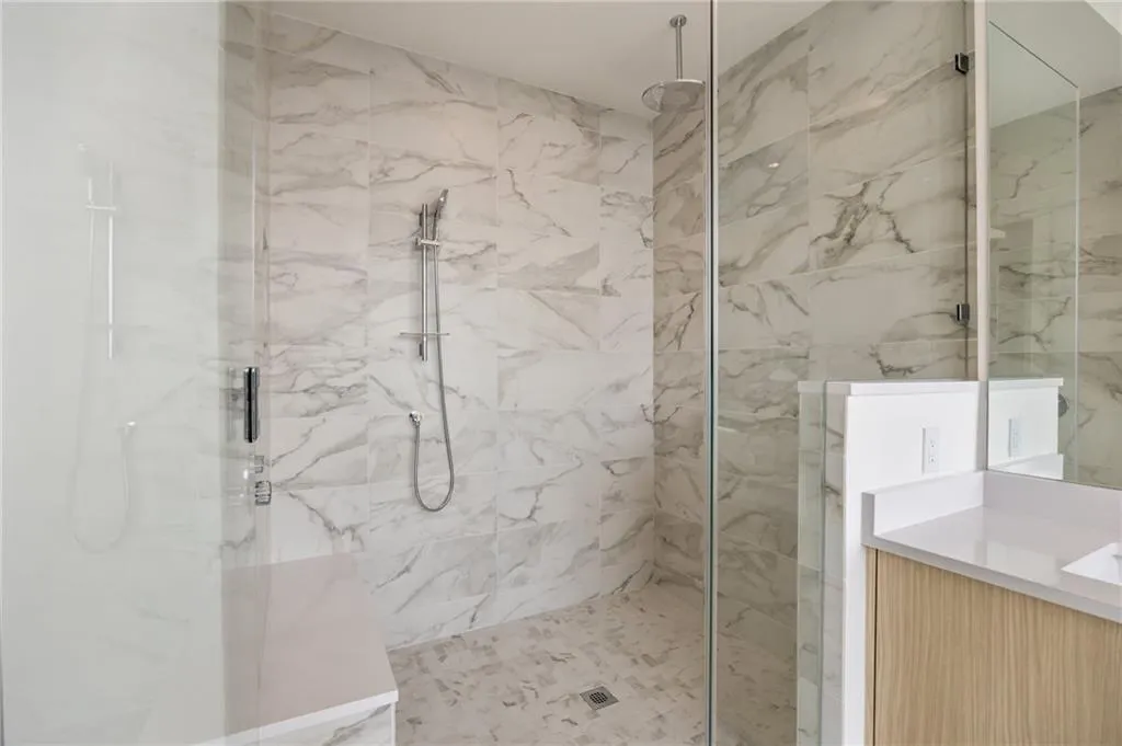 2425 Peachtree Road Ne Unit 1604, Atlanta, Georgia 30305, 2 Bedrooms Bedrooms, ,2 BathroomsBathrooms,Residential,For Sale,2425 Peachtree Road Ne Unit 1604,7642596