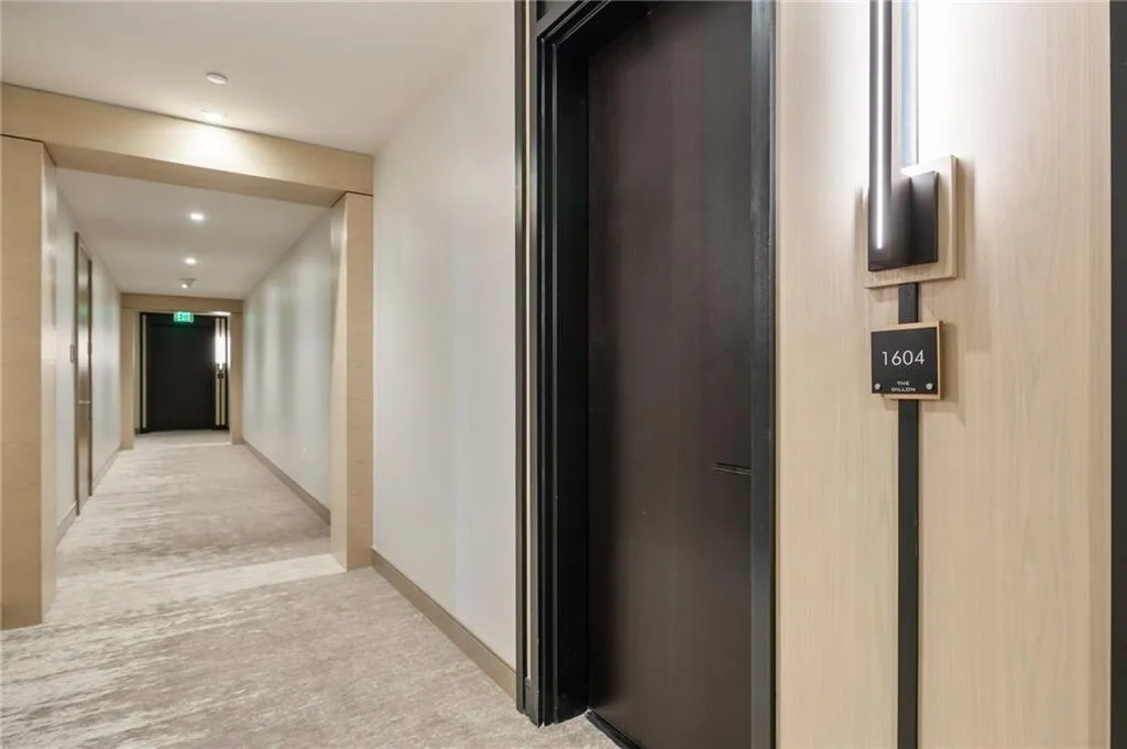 2425 Peachtree Road Ne Unit 1604, Atlanta, Georgia 30305, 2 Bedrooms Bedrooms, ,2 BathroomsBathrooms,Residential,For Sale,2425 Peachtree Road Ne Unit 1604,7642596