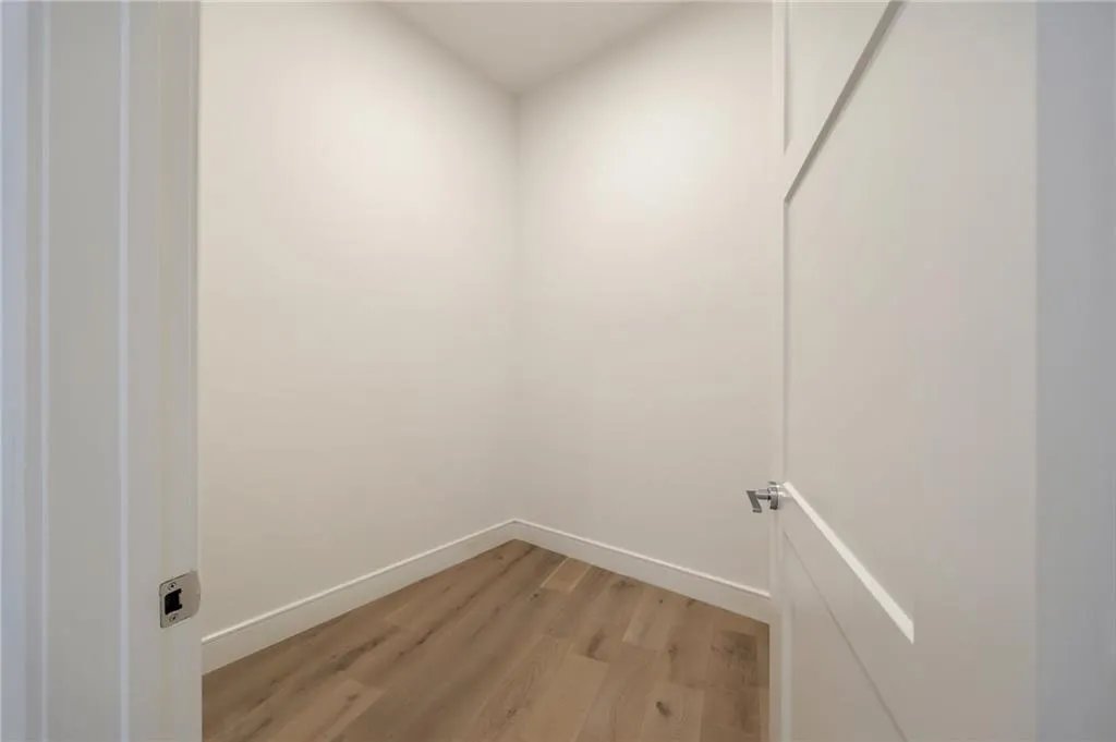 2425 Peachtree Road Ne Unit 1604, Atlanta, Georgia 30305, 2 Bedrooms Bedrooms, ,2 BathroomsBathrooms,Residential,For Sale,2425 Peachtree Road Ne Unit 1604,7642596