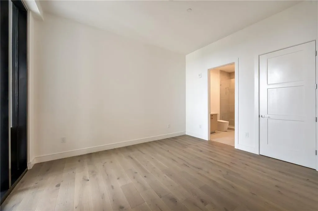 2425 Peachtree Road Ne Unit 1604, Atlanta, Georgia 30305, 2 Bedrooms Bedrooms, ,2 BathroomsBathrooms,Residential,For Sale,2425 Peachtree Road Ne Unit 1604,7642596