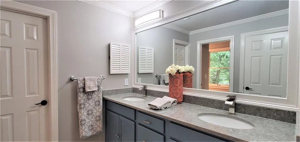 5638 River Oaks Place Unit A4, Sandy Springs, Georgia 30327, 3 Bedrooms Bedrooms, ,2 BathroomsBathrooms,Residential,Sold,5638 River Oaks Place Unit A4,7104820 5638 River Oaks Place Unit A4, Sandy Springs, Georgia 30327, 3 Bedrooms Bedrooms, ,2 BathroomsBathrooms,Residential,Sold,5638 River Oaks Place Unit A4,7104820